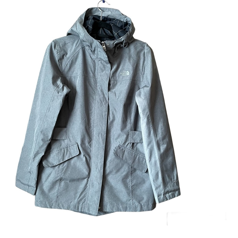 THE NORTH FACE DRYVENT LADIES RAIN/WINDBREAKER JACKET Grey Colour SizeMedium